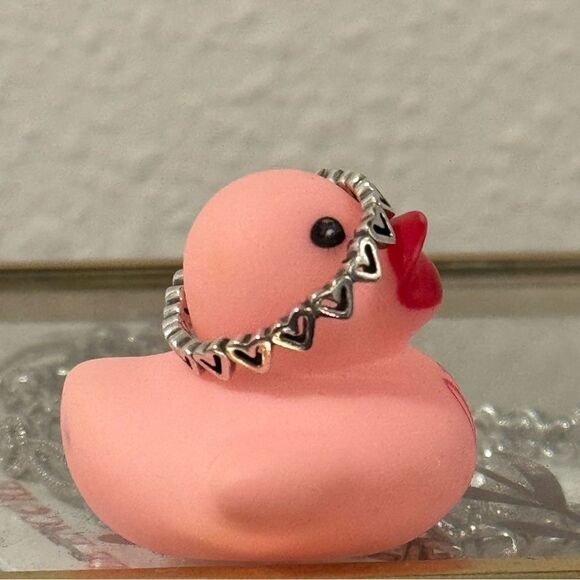 PANDORA Freehand Hearts Ring - Picture 2 of 4